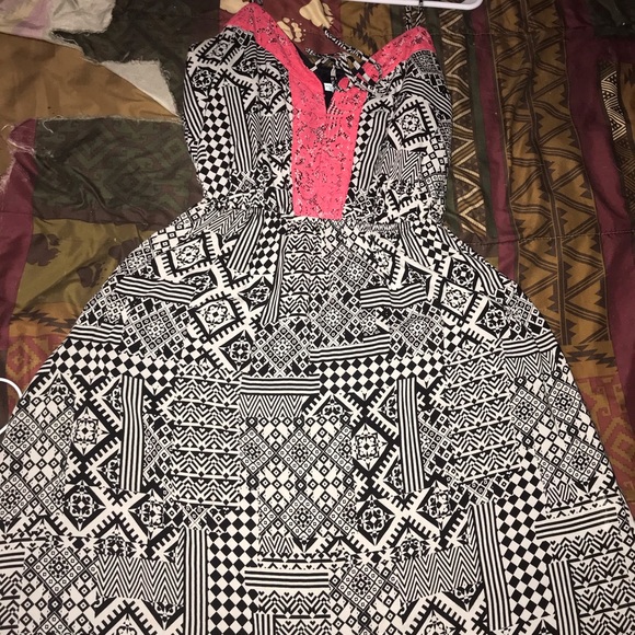 Dress - Picture 1 of 1